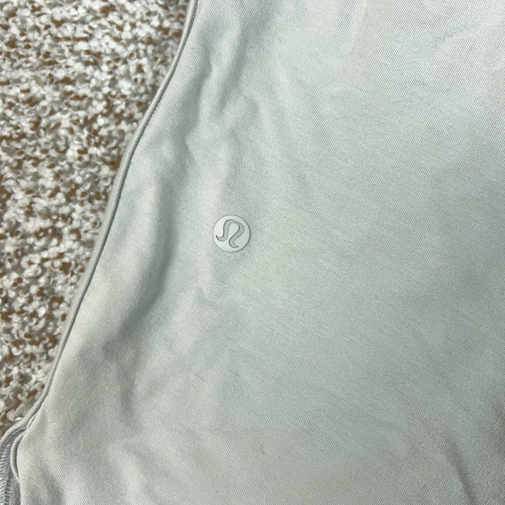 Lululemon Pants Womens 6 Gray Jogger Every Movement Pockets Yoga Gym Sport Logo - Picture 9 of 10